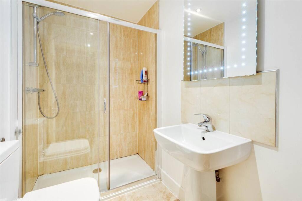 Fulham Serviced Apartment London Exteriör bild
